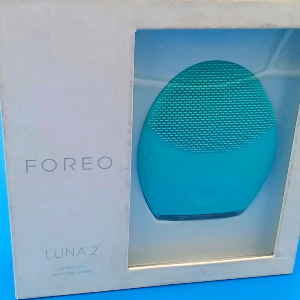 *Discover the Ultimate Skincare Revolution with FOREO LUNA 2 for Men!**